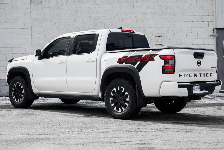2023 Nissan Frontier PRO-4X-6