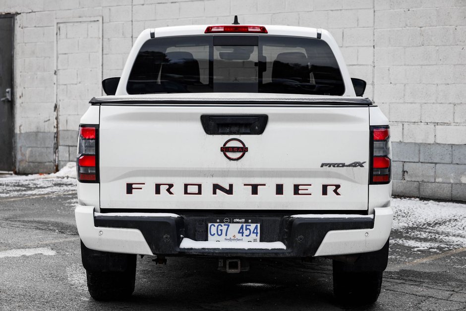 2023 Nissan Frontier PRO-4X-7