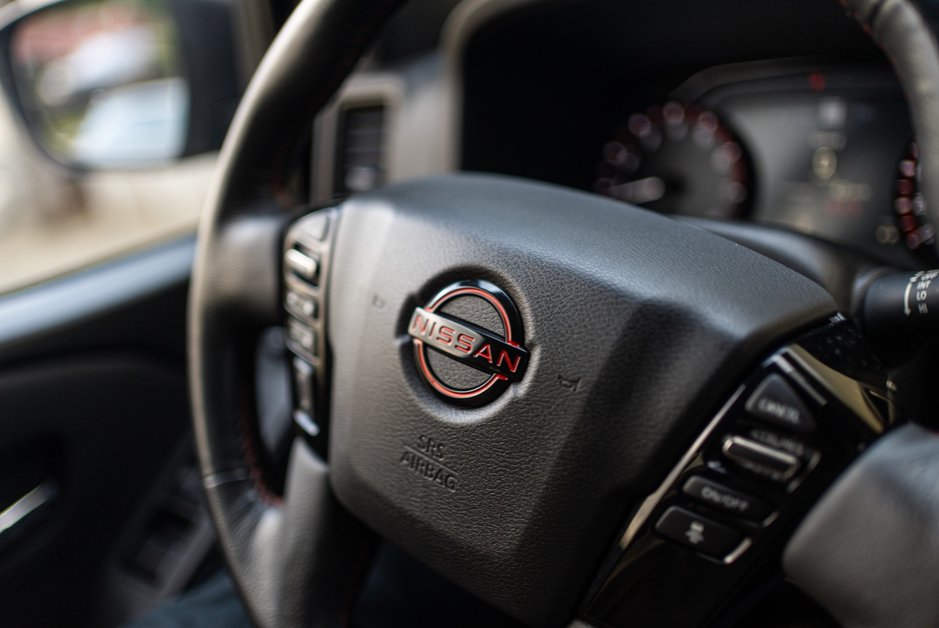2023 Nissan Frontier PRO-4X-9