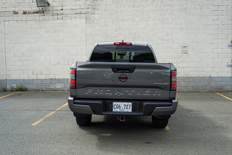 2023 Nissan Frontier PRO-4X-3