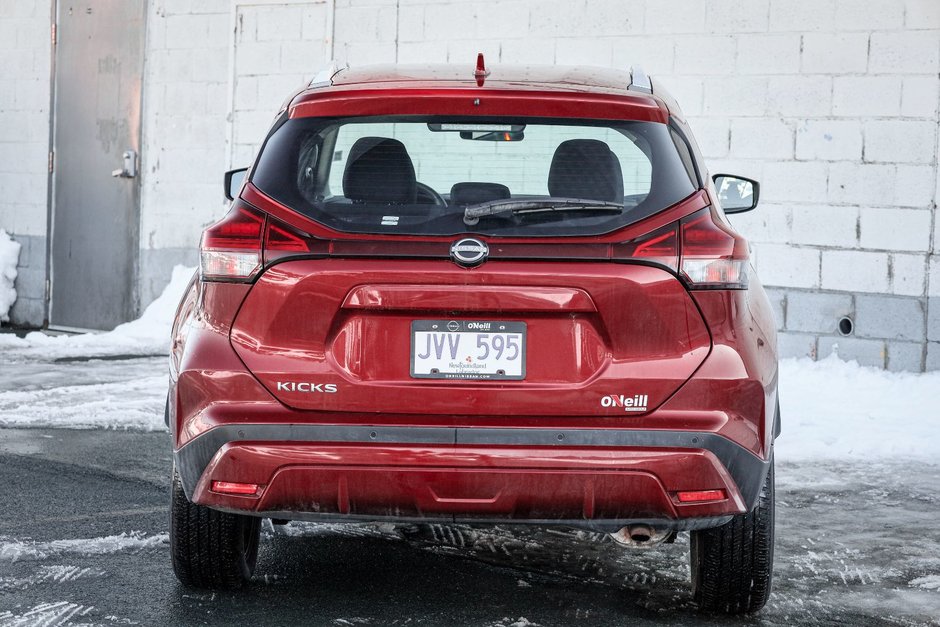 2025 Nissan Kicks Play SV-5