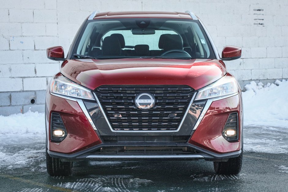 2025 Nissan Kicks Play SV-2