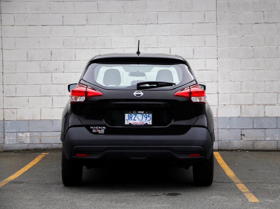 2019 Nissan Kicks S-8