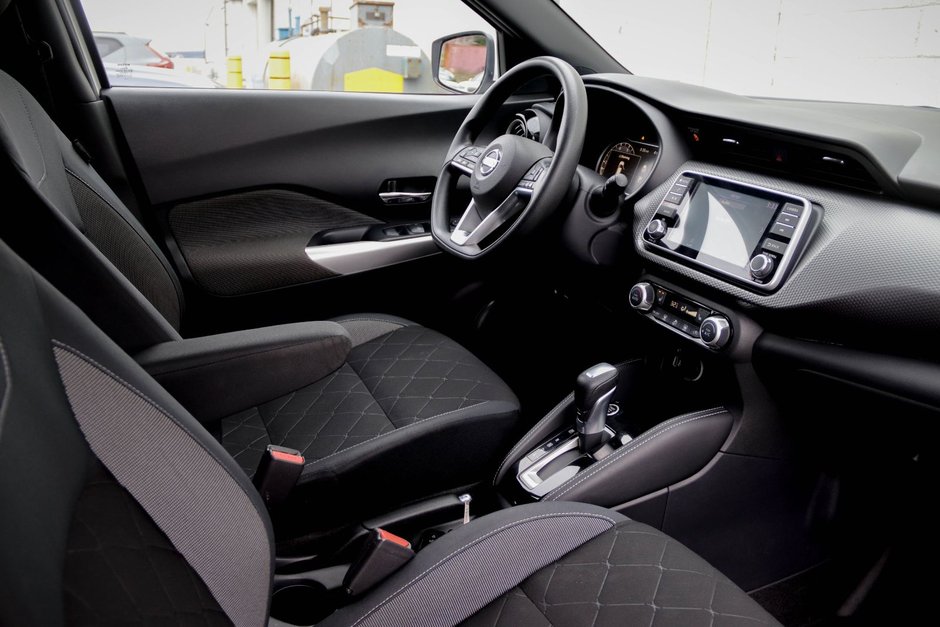 2019 Nissan Kicks S-22