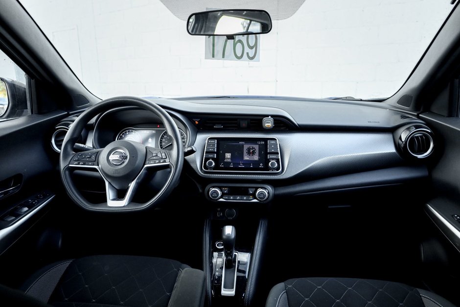 2019 Nissan Kicks-22