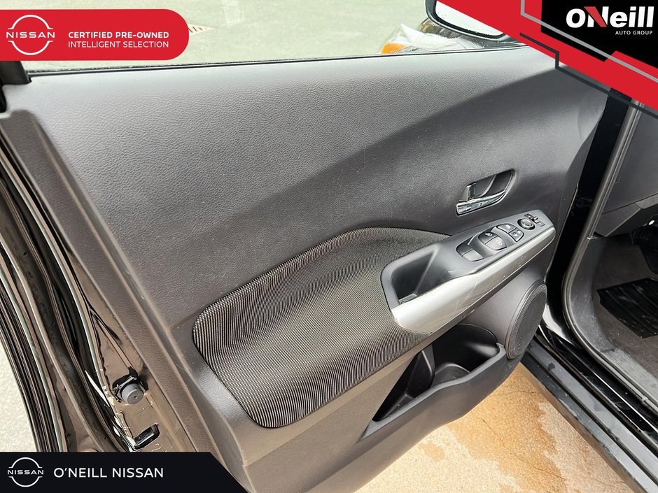2020 Nissan Kicks SV CVT-10