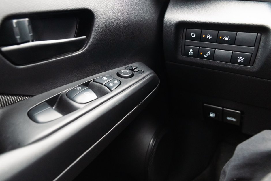 2020 Nissan Kicks S CVT-15