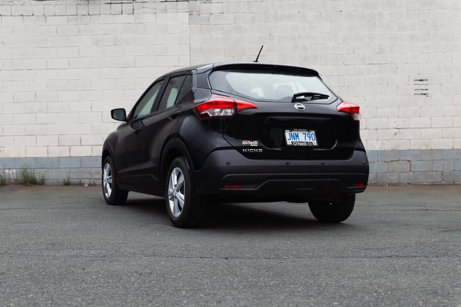 2020 Nissan Kicks S CVT-10