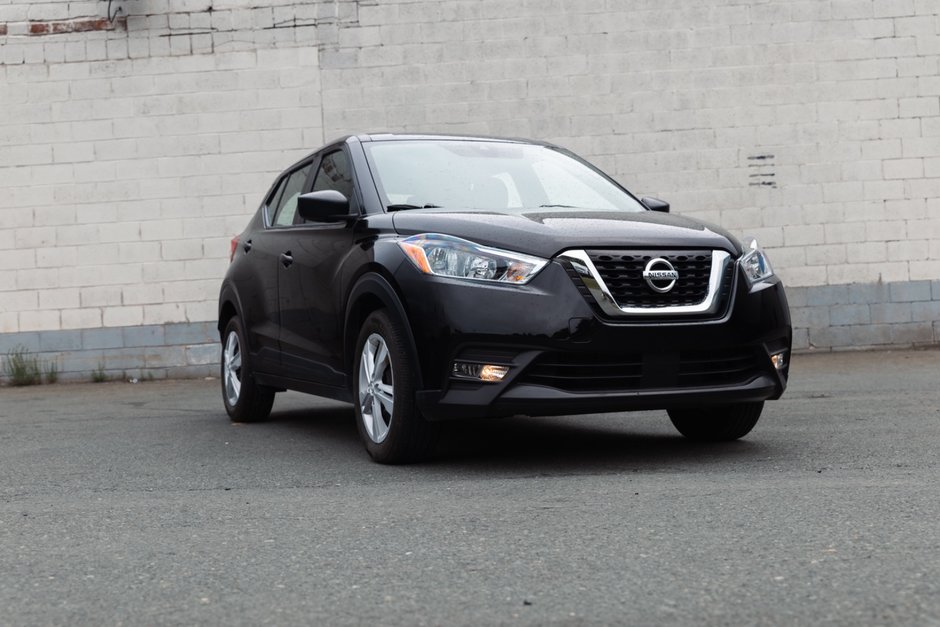2020 Nissan Kicks S CVT-6