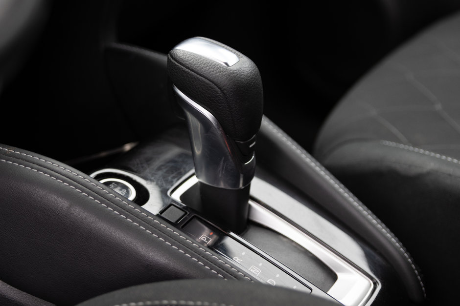 2020 Nissan Kicks SV CVT-20