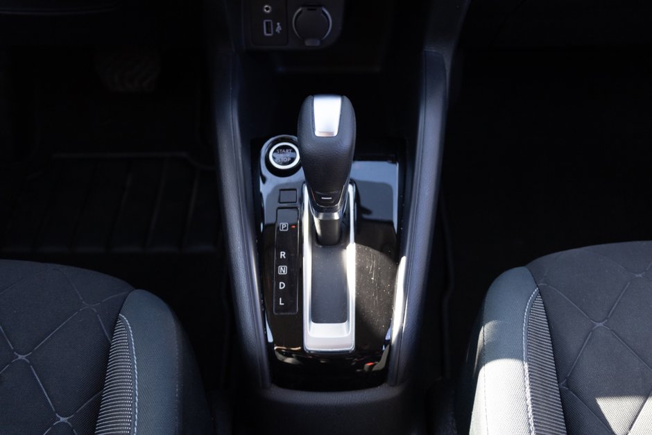 2020 Nissan Kicks S CVT-15