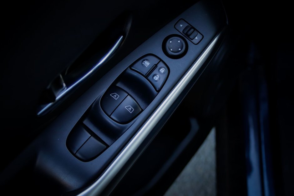 2020 Nissan Kicks SR-14