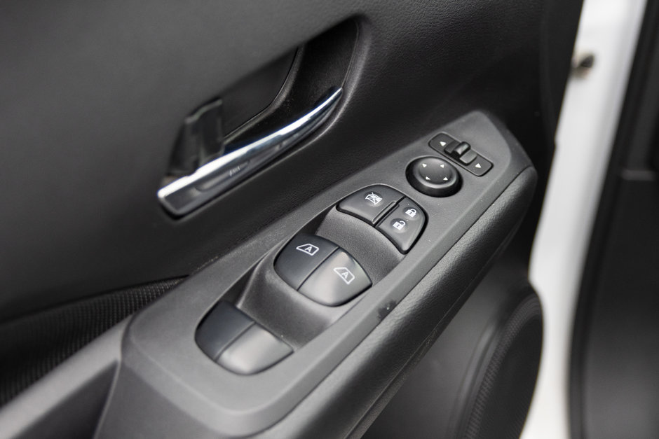 2021 Nissan Kicks SV CVT-14