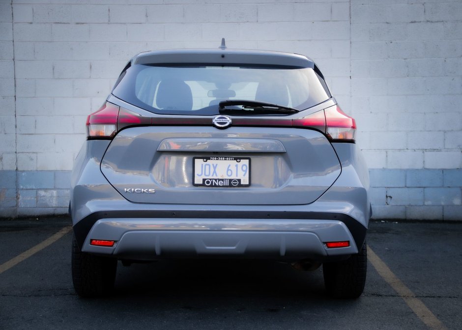 2021 Nissan Kicks S-11