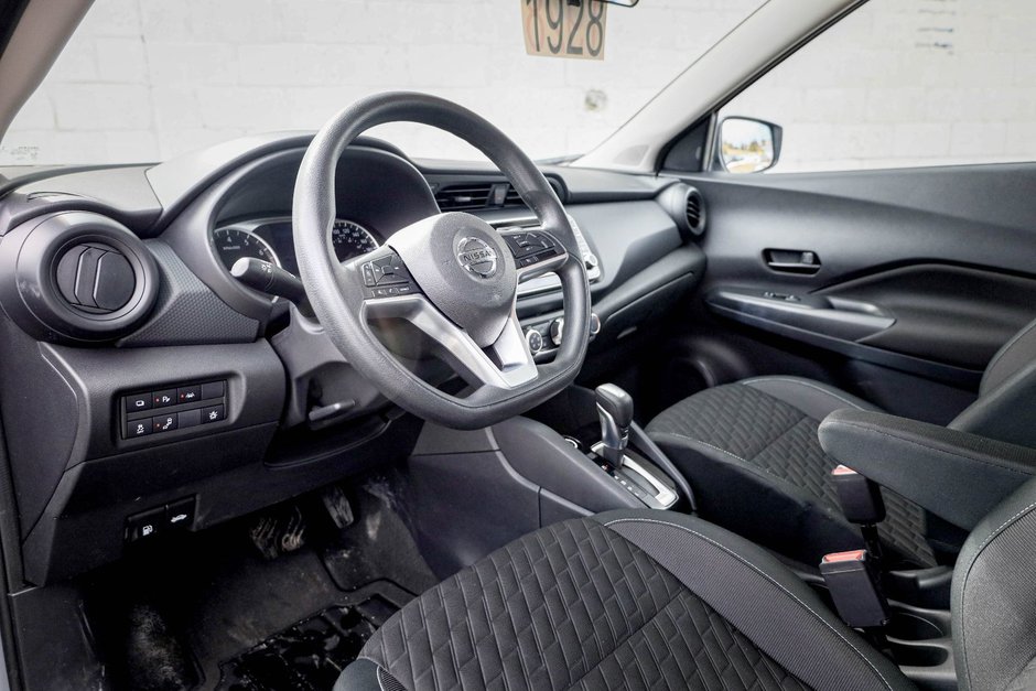 2021 Nissan Kicks S-9