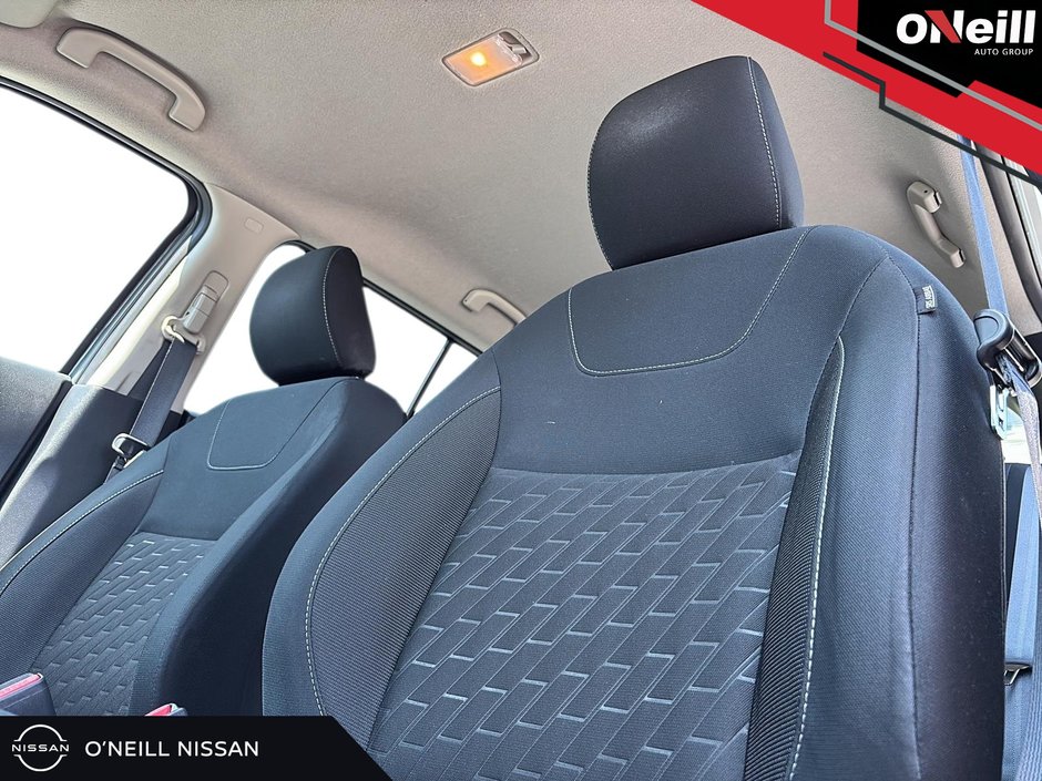 2022 Nissan Kicks S CVT-8