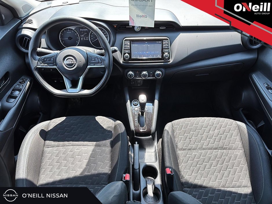 2022 Nissan Kicks S CVT-13