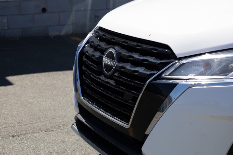 2022 Nissan Kicks S CVT-2