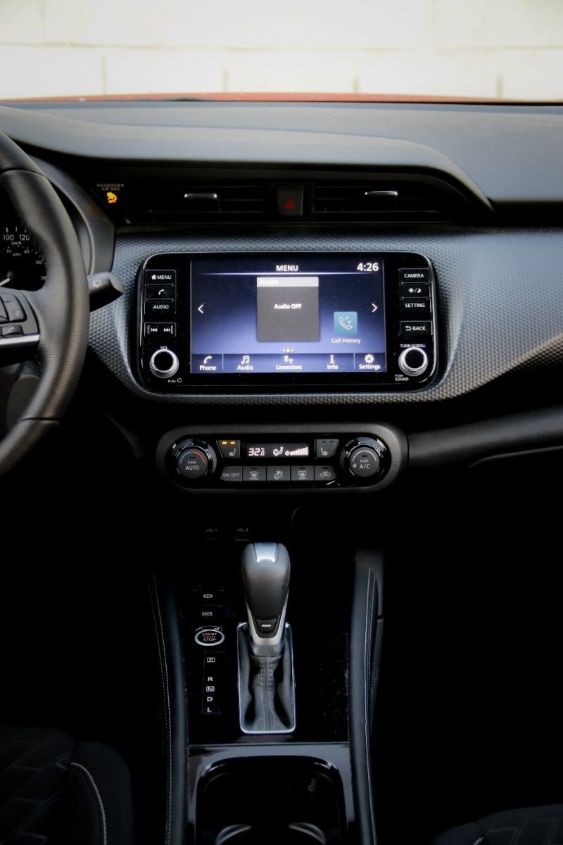 2022 Nissan Kicks SV-18