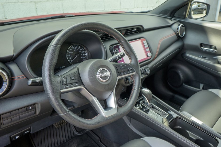 2022 Nissan Kicks SR-17