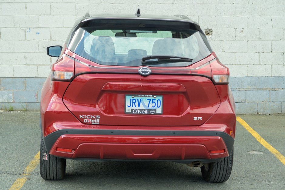 2022 Nissan Kicks SR-10
