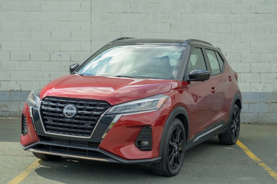 2022 Nissan Kicks SR-3