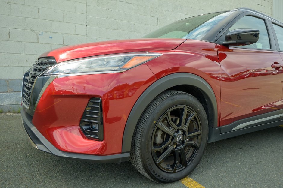 2022 Nissan Kicks SR-2