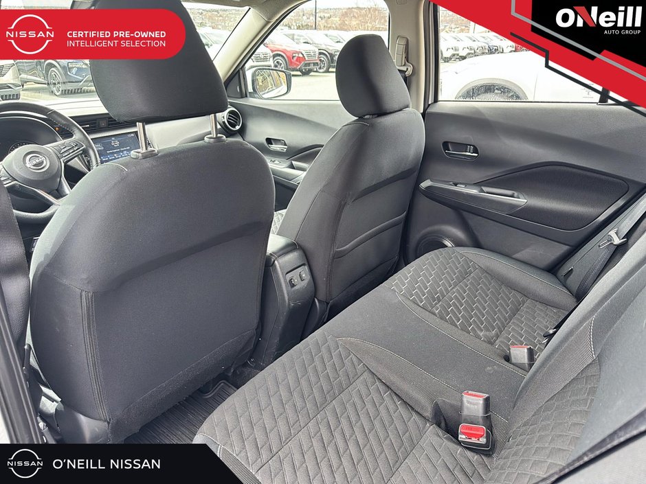 2023 Nissan Kicks SV CVT-10