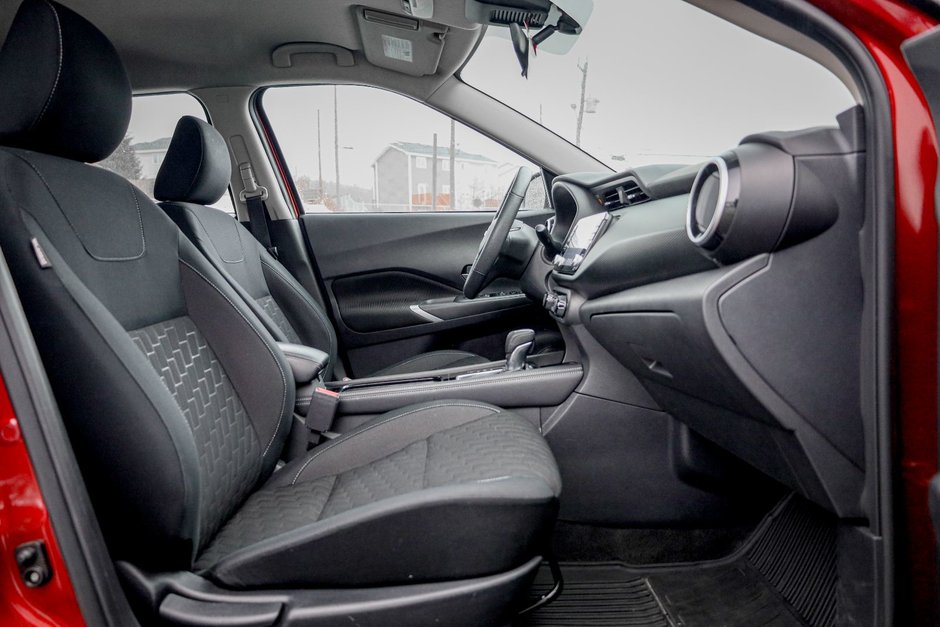 2023 Nissan Kicks SV-13