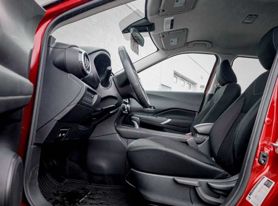 2023 Nissan Kicks SV-8