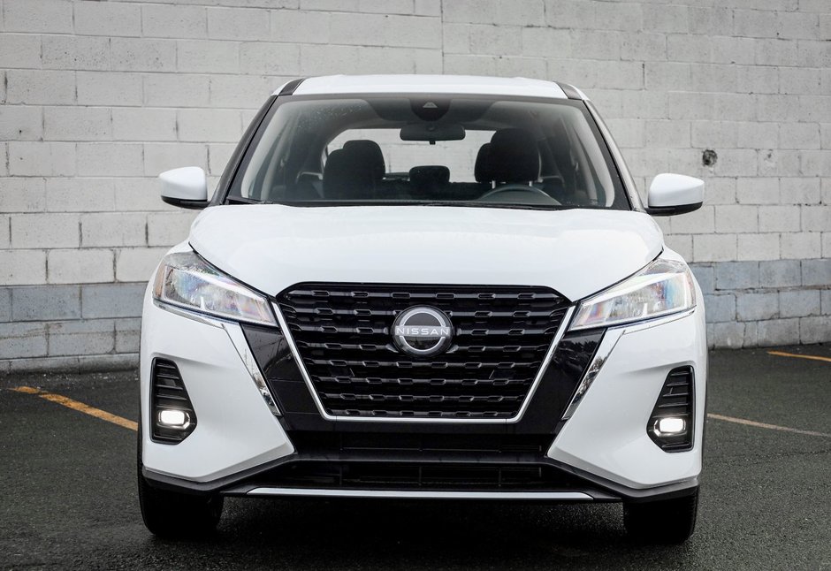 2023 Nissan Kicks S-3