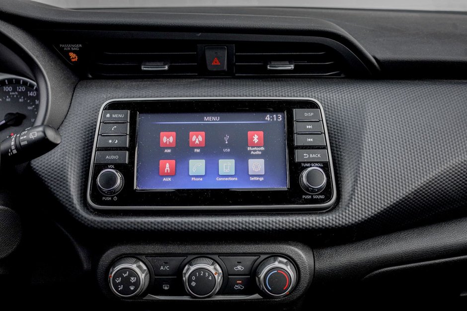 2023 Nissan Kicks S-13