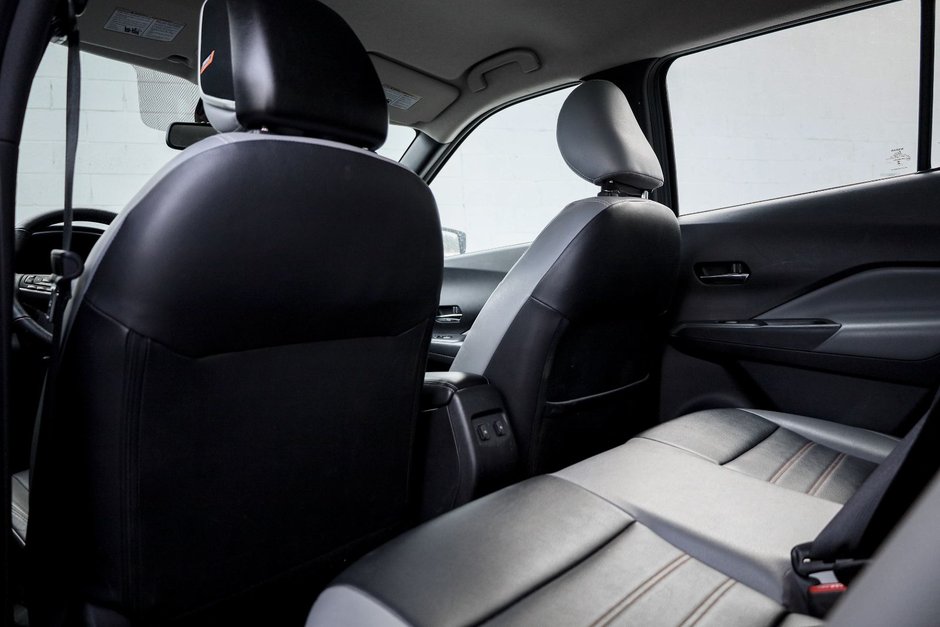 2023 Nissan Kicks SR-17