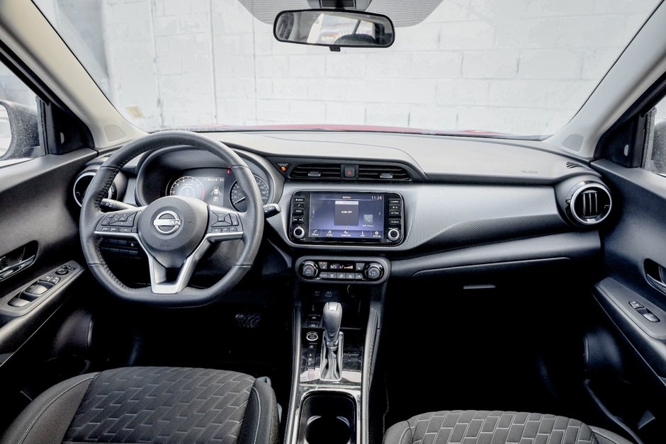 2023 Nissan Kicks SV-13