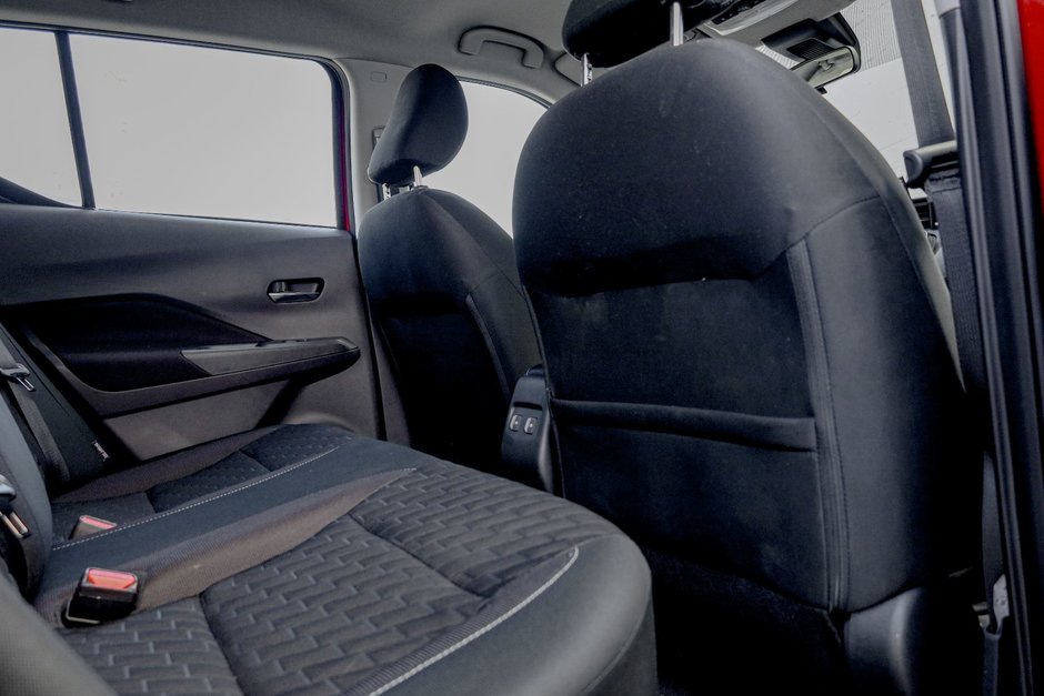 2023 Nissan Kicks SV-18