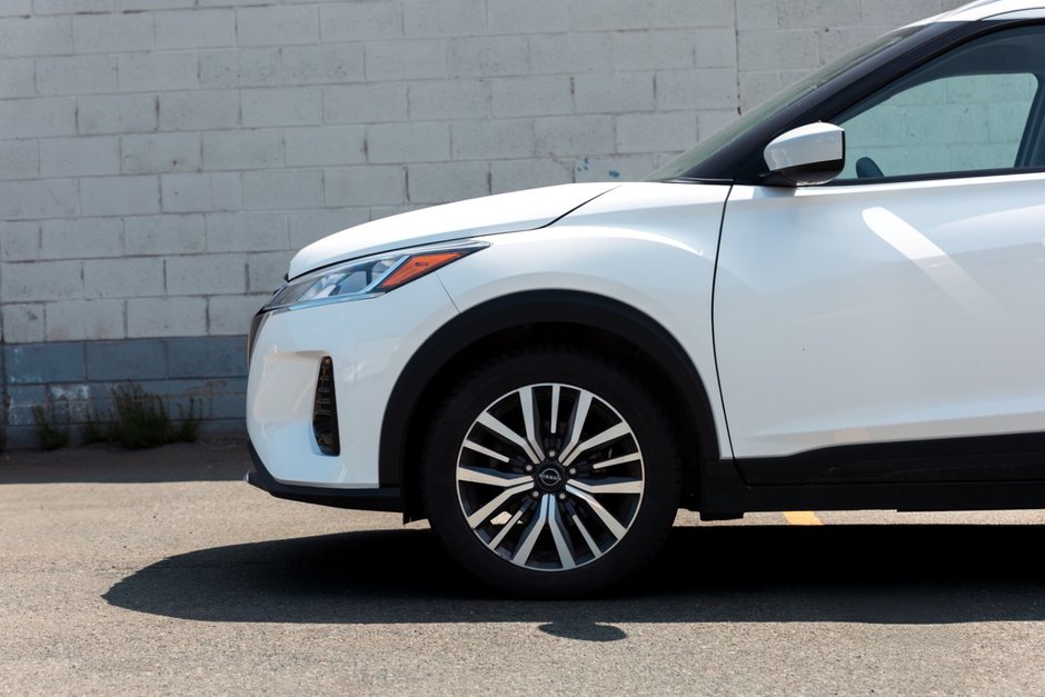 2024 Nissan Kicks SV FWD-1
