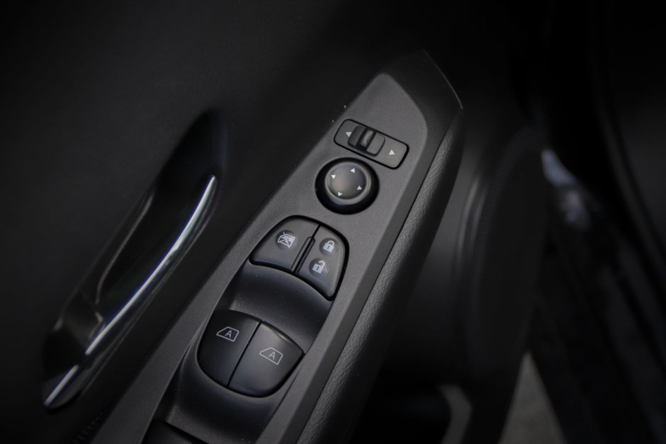 2024 Nissan Kicks SV-12