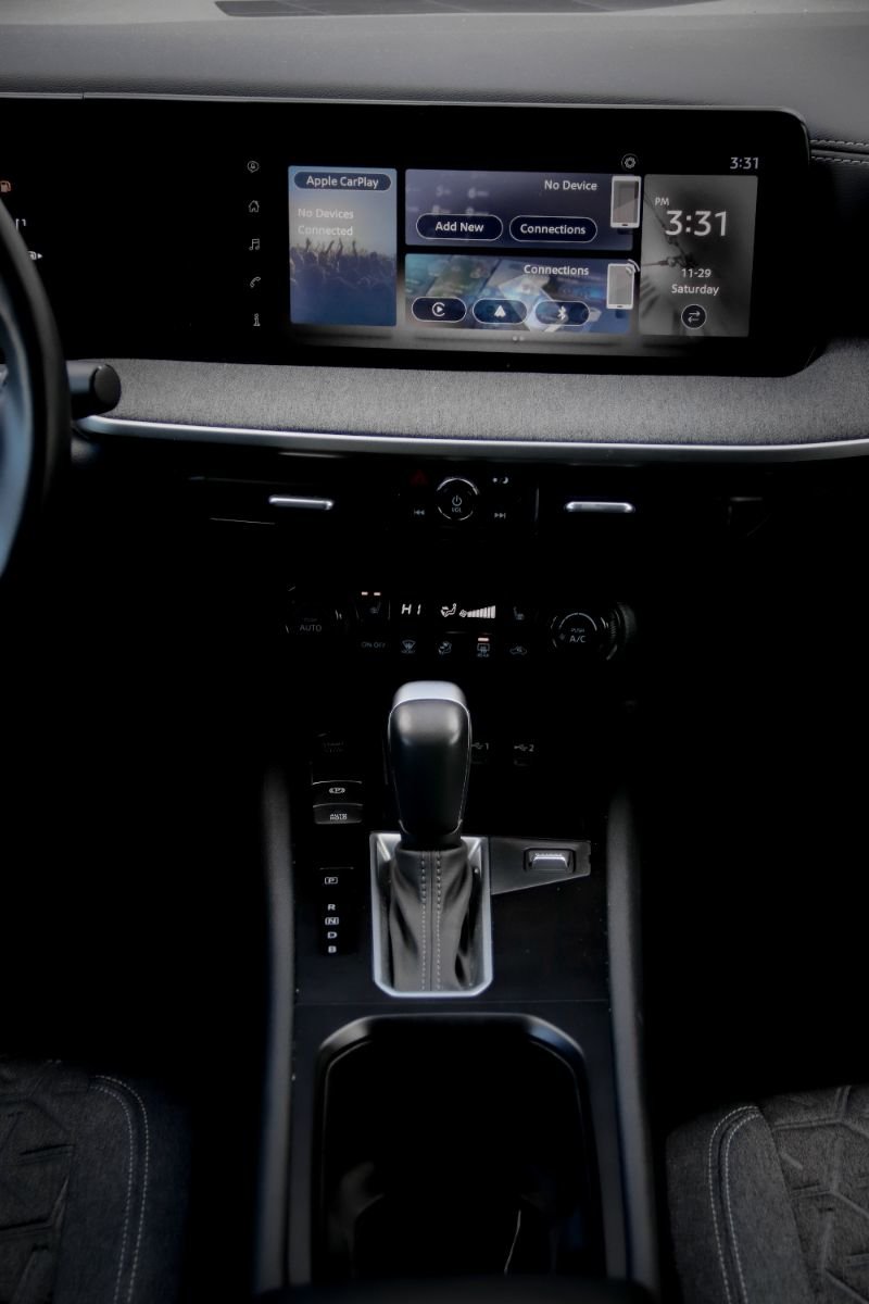 2025 Nissan Kicks SV-18