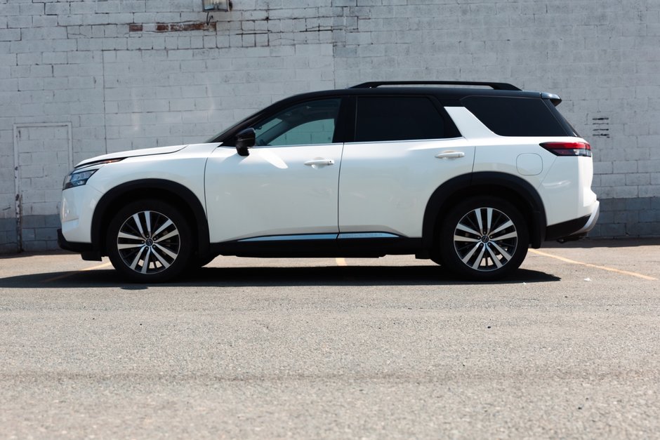 2022 Nissan Pathfinder Platinum V6 4x4 at-0