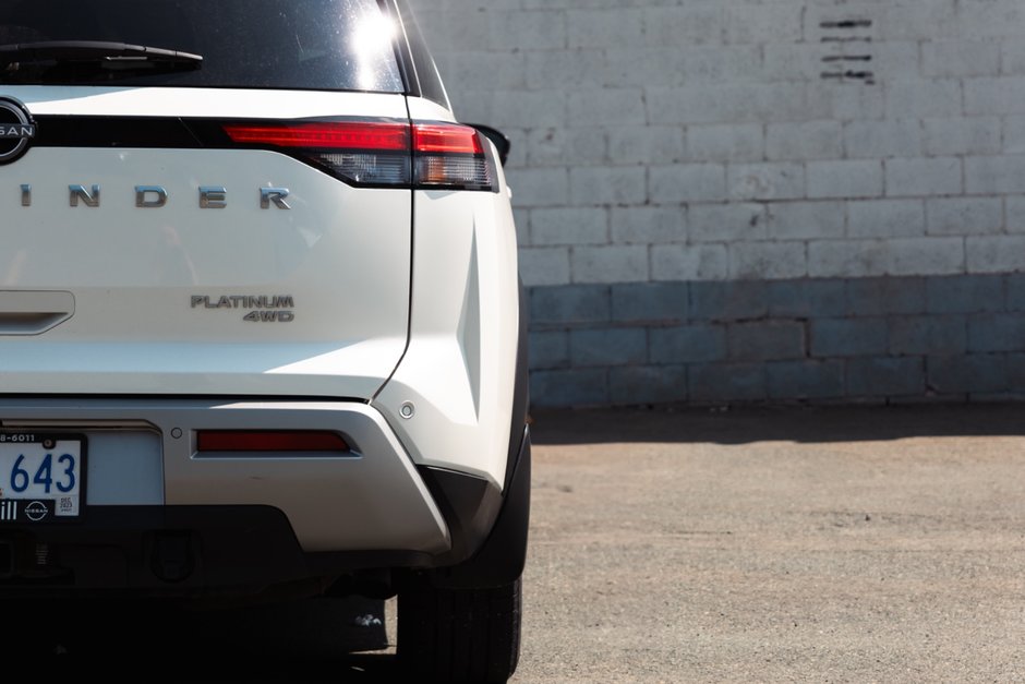 2022 Nissan Pathfinder Platinum V6 4x4 at-9