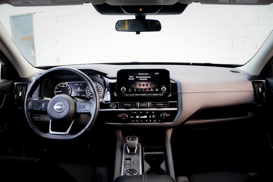 2022 Nissan Pathfinder S-21