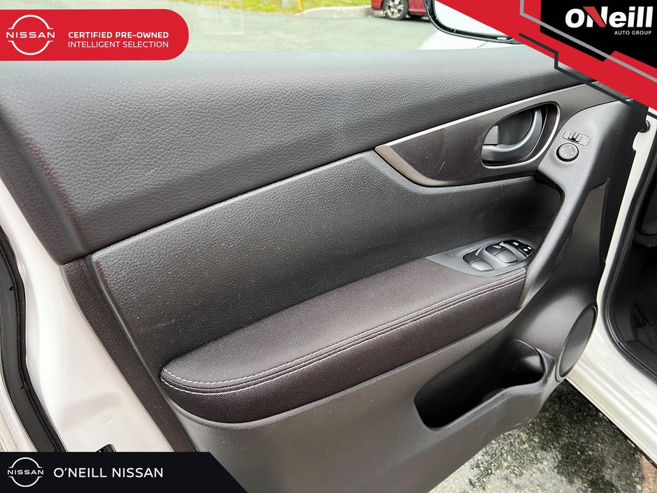 2019 Nissan Qashqai S FWD CVT-10
