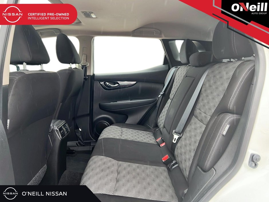 2020 Nissan Qashqai SV FWD CVT-11