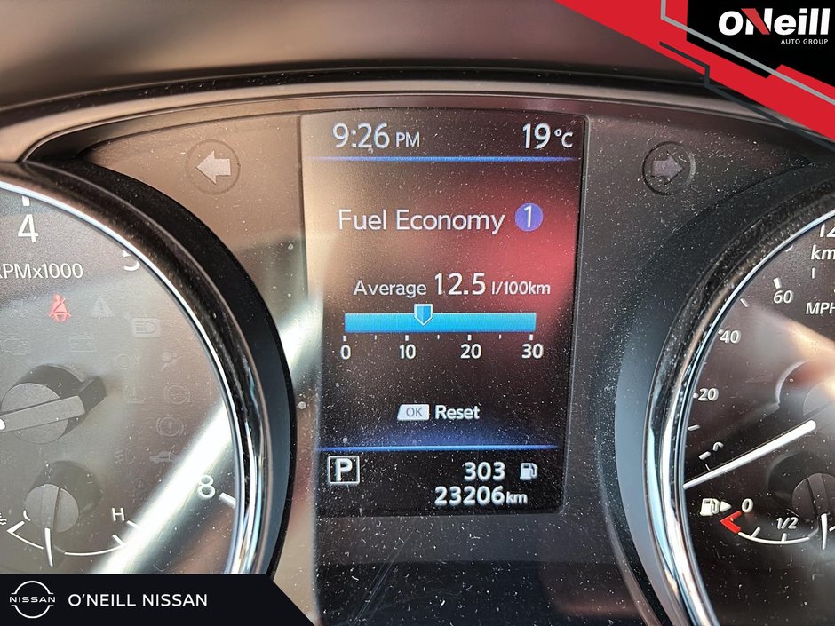 2020 Nissan Qashqai SV AWD CVT-12