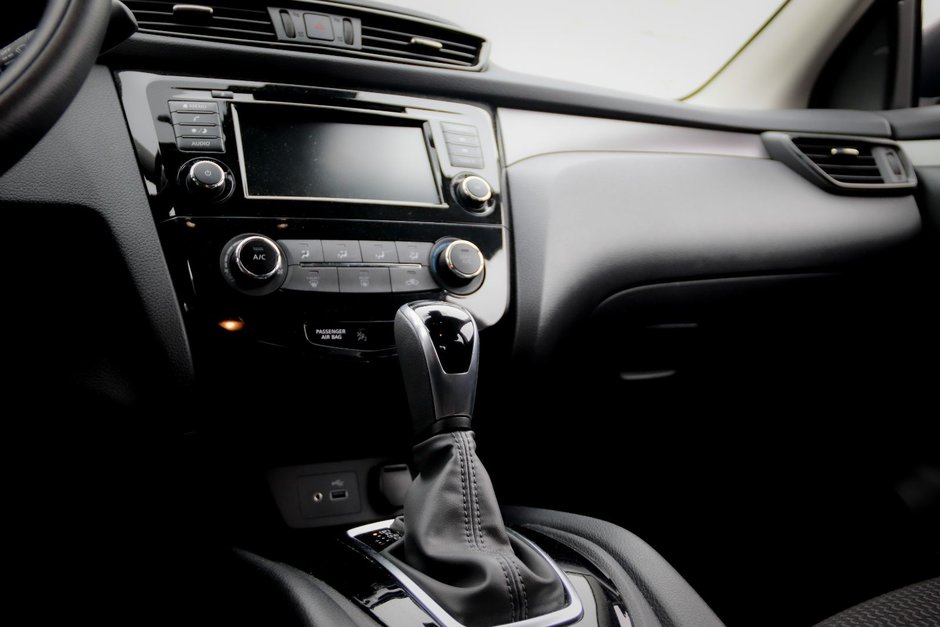 2020 Nissan Qashqai S-19