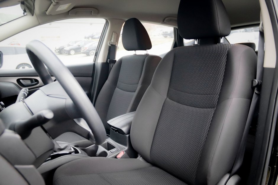 2020 Nissan Qashqai S-12