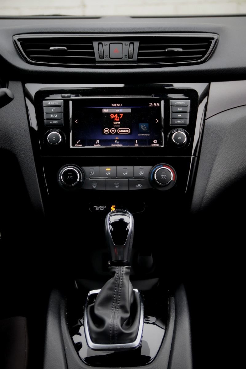 2020 Nissan Qashqai S-17