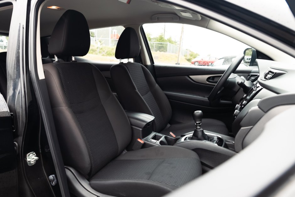 2021 Nissan Qashqai S FWD 6sp (2)-19