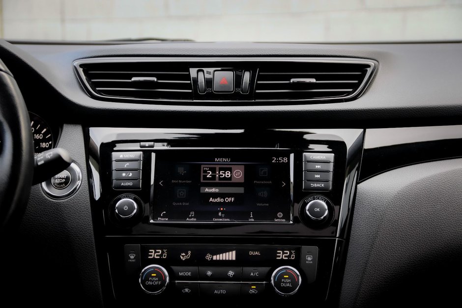 2021 Nissan Qashqai SV-19