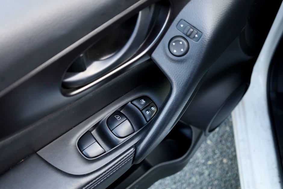 2021 Nissan Qashqai S-14